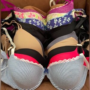 Victoria’s Secret Lot